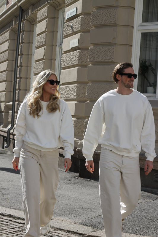 The Crewneck - White